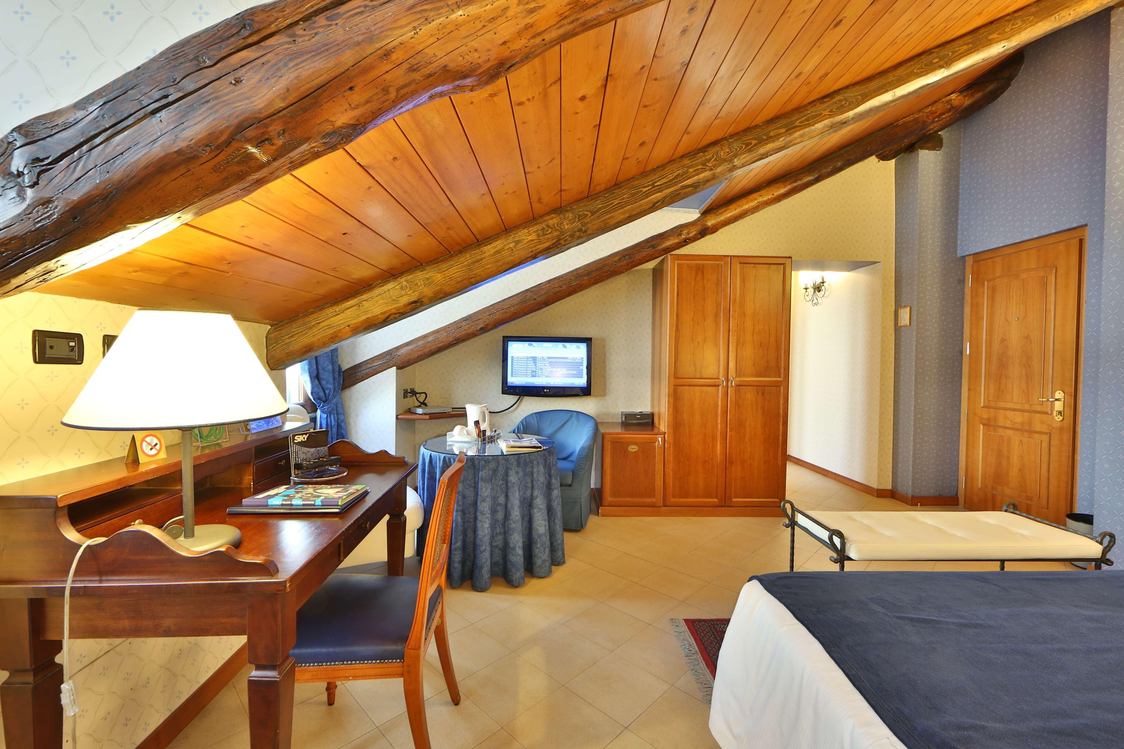 Best Western Plus Hotel Genova Torino Esterno foto